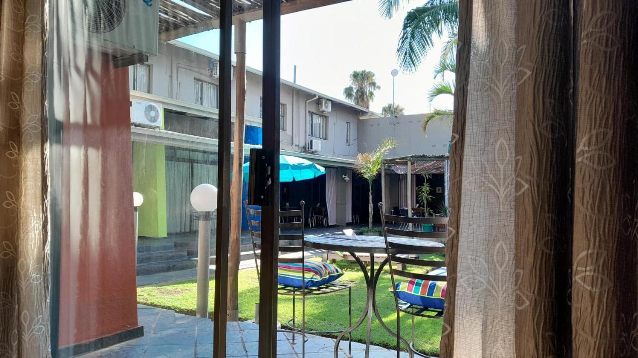 Hotel Elephant Springs