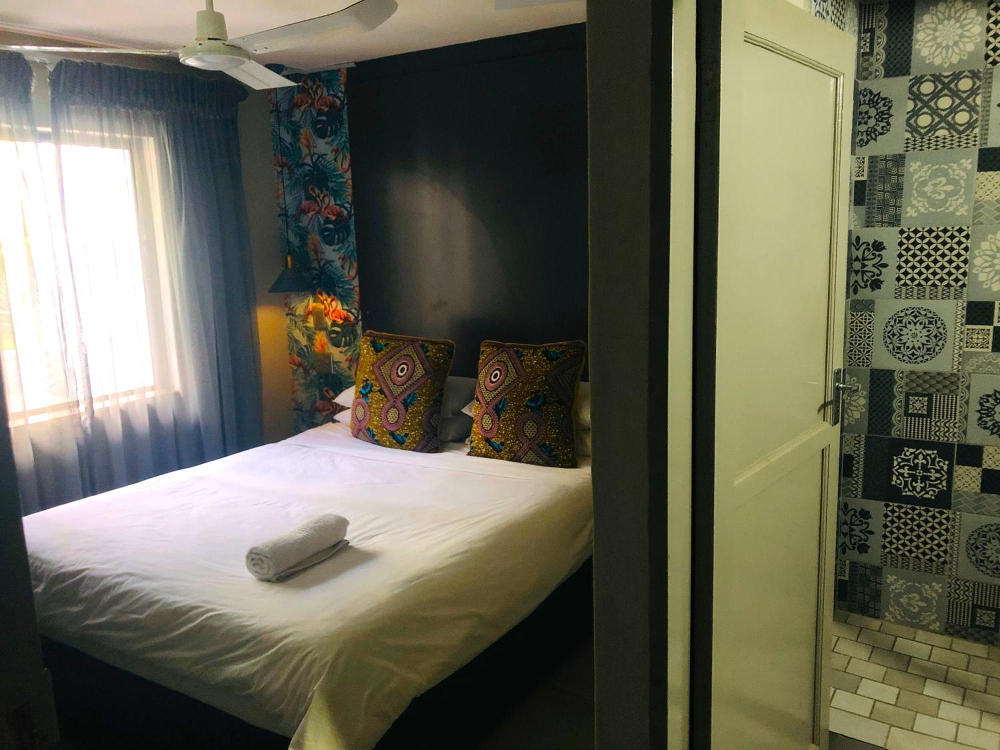 Hotel Elephant Springs 2*